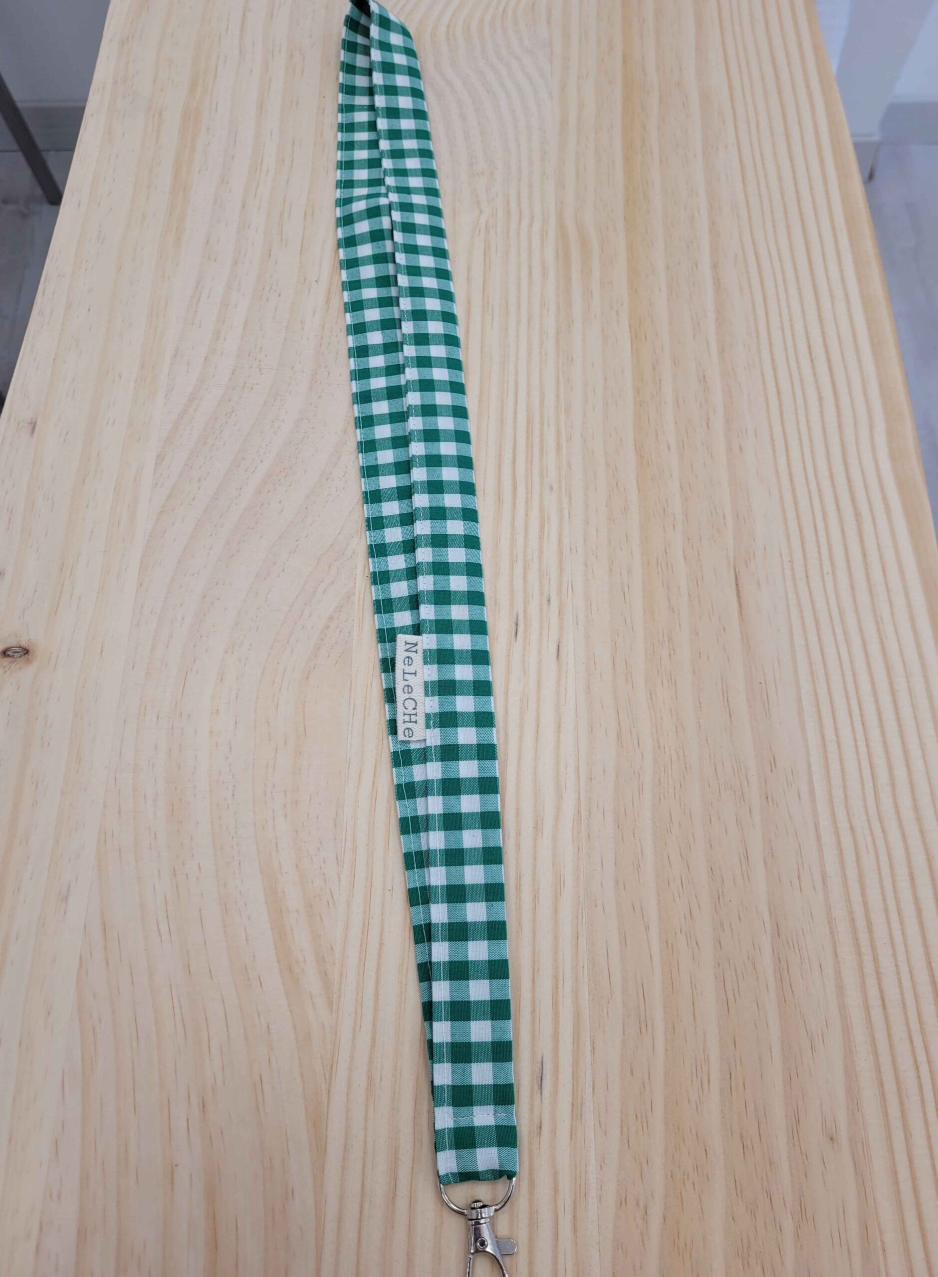 cuelga móvil, cuelga llaves, lanyard, cuelga acreditaciones