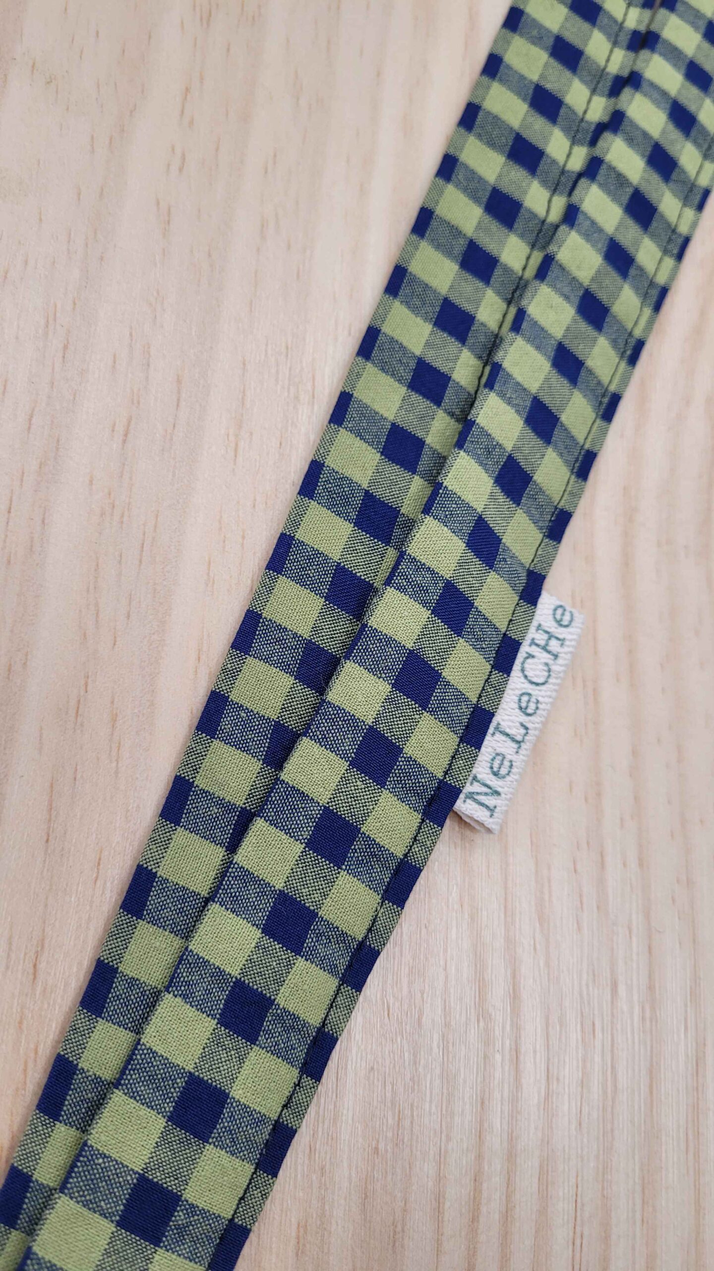 cuelga móvil, cuelga llaves, lanyard, cuelga acreditaciones