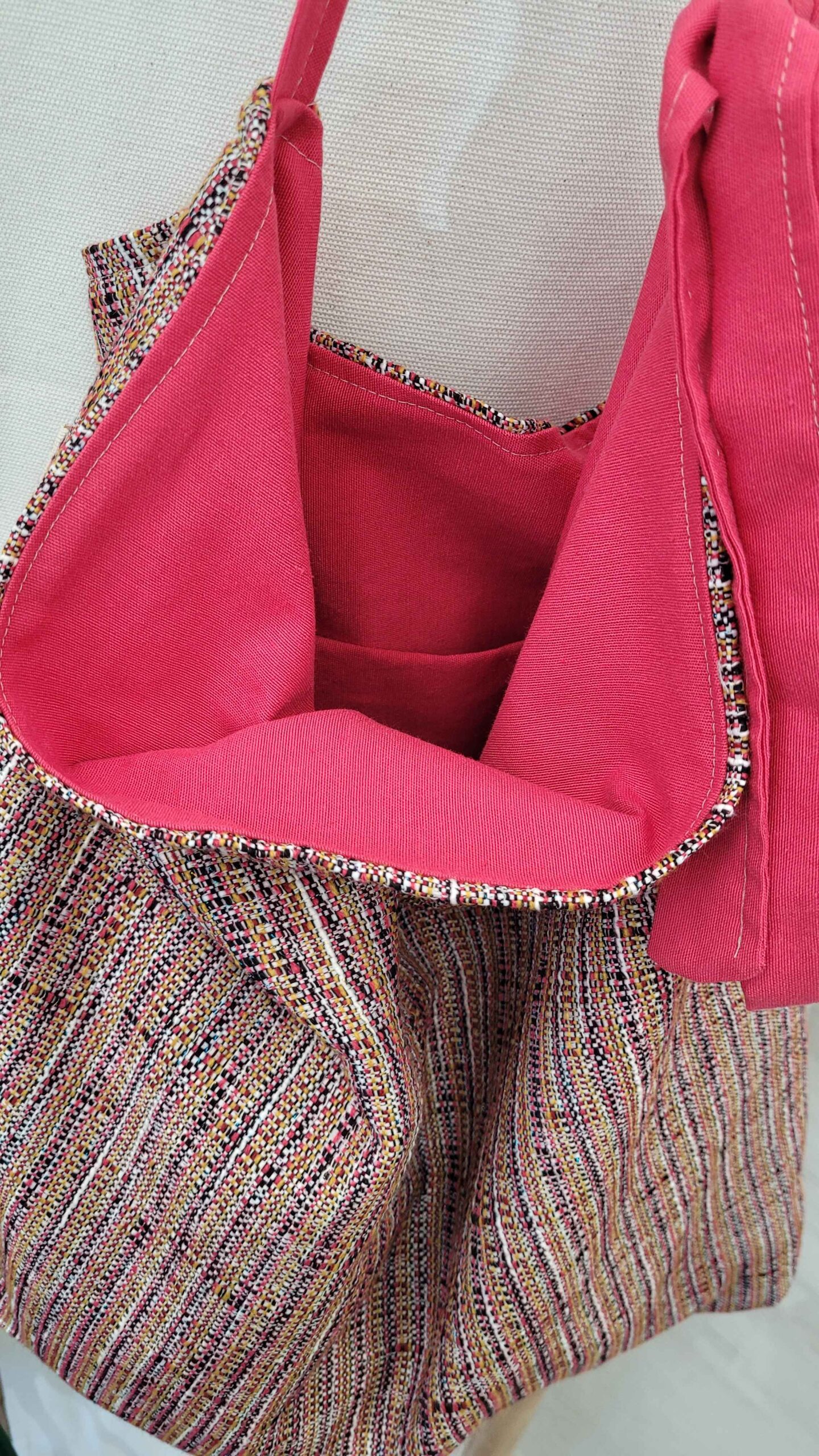 BOLSO, BOLSO DE HOMBRO, BOLSO AMPLIO