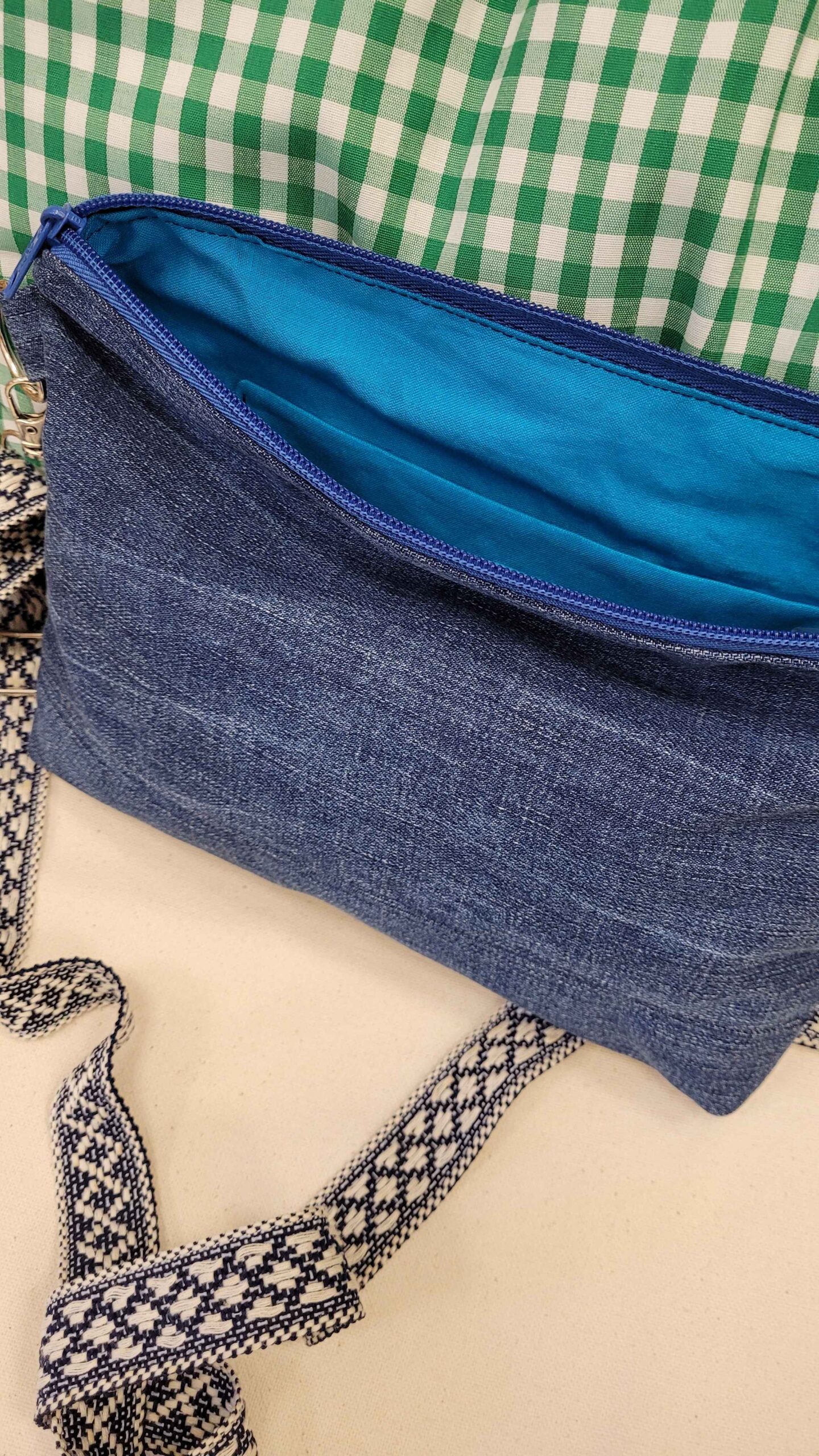bolso, bolso bandolera, bolso cruzado, vaquero reciclado