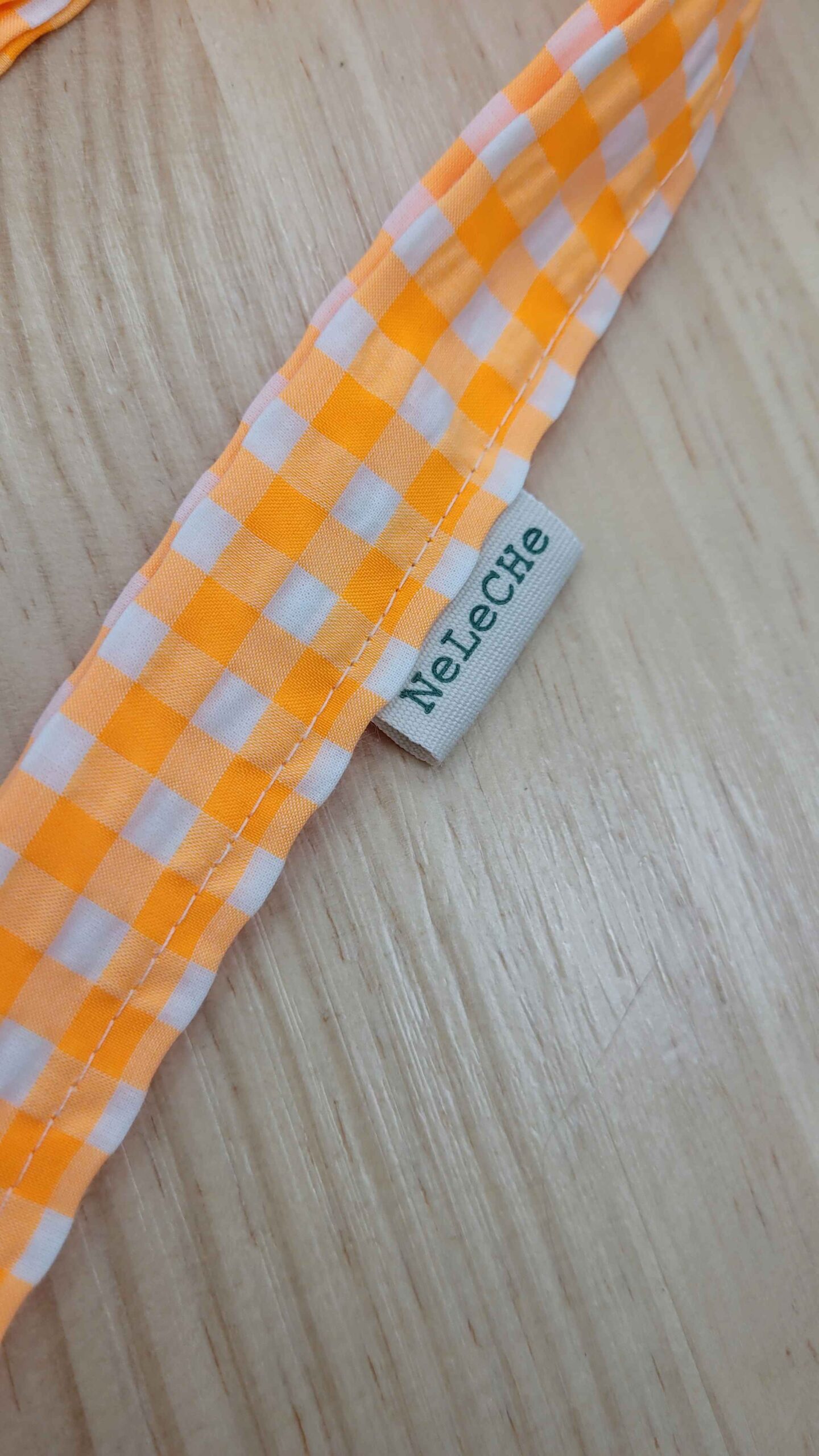 cuelga todo, lanyard, cuelga acreditaciones