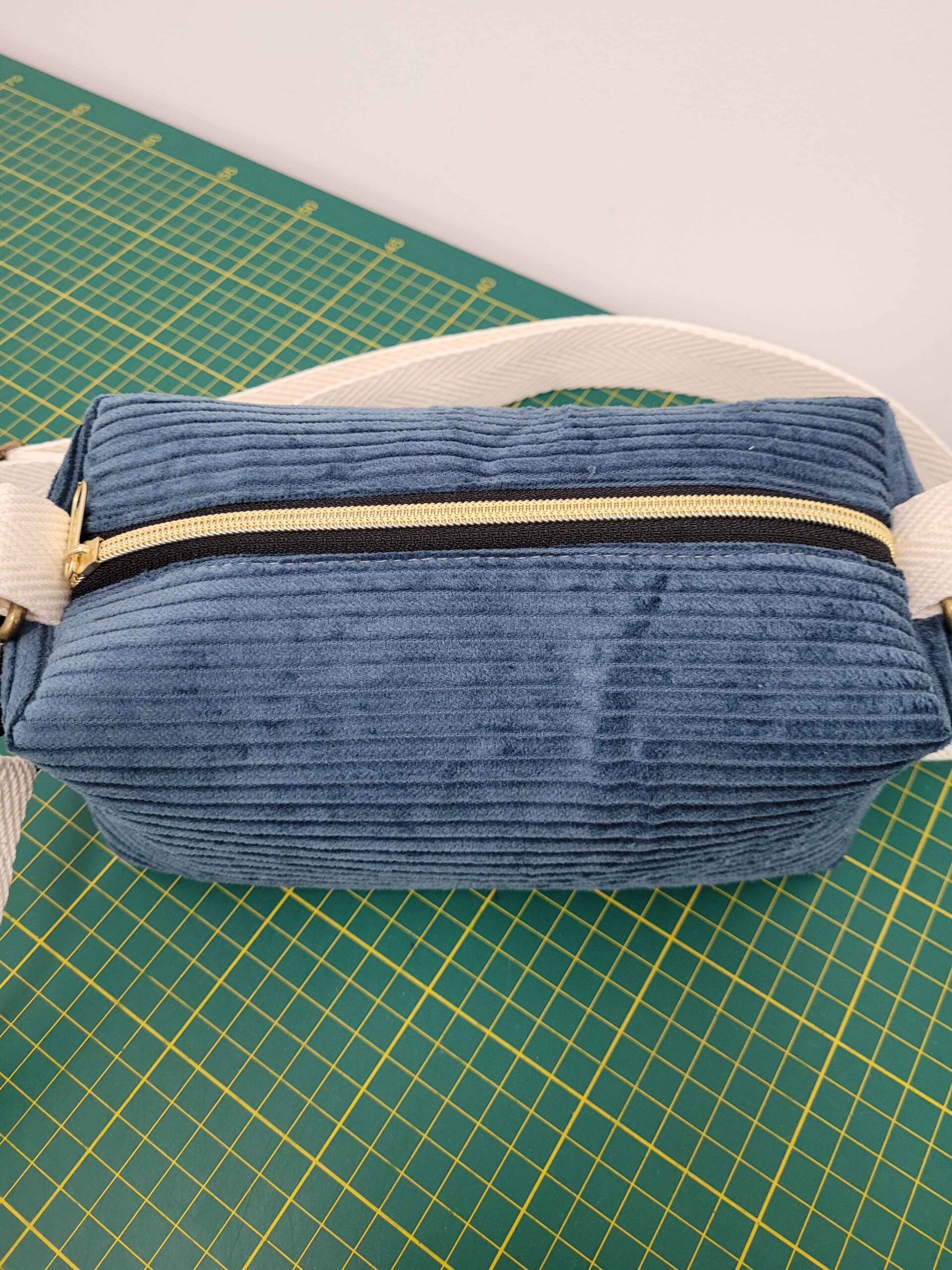 bolso-bandolera-bolso-cruzado-bolso-de-mano-exclusivo-único-artesanal